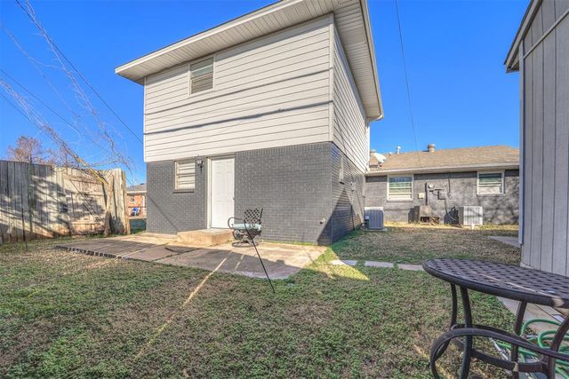 3105 N Viewpoint Drive, Midwest City, OK 73110