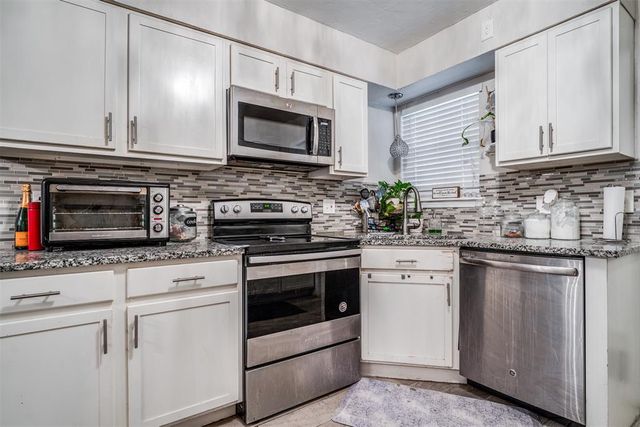 3105 N Viewpoint Drive, Midwest City, OK 73110