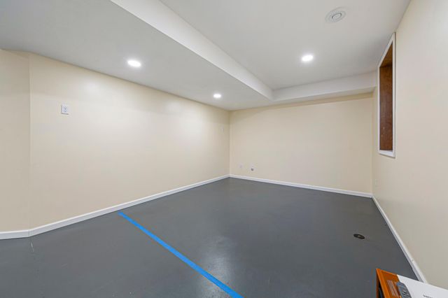 16450 Griffon Lane, Lakeville, MN 55044