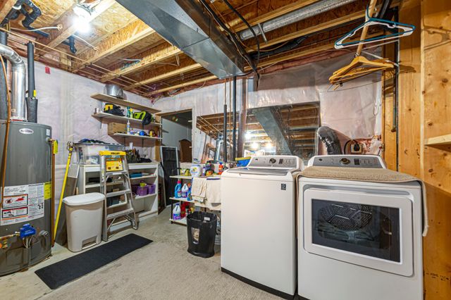 16450 Griffon Lane, Lakeville, MN 55044