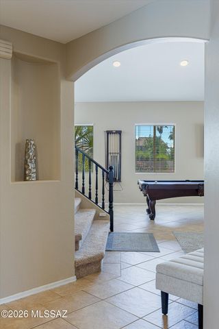 8784 N Wellside Drive, Tucson, AZ 85743