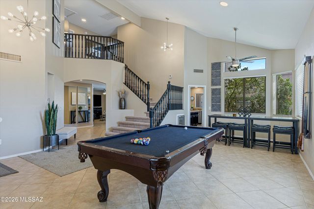 8784 N Wellside Drive, Tucson, AZ 85743
