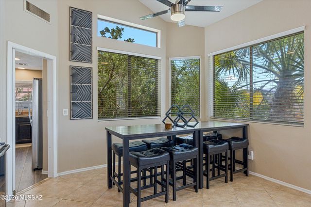 8784 N Wellside Drive, Tucson, AZ 85743