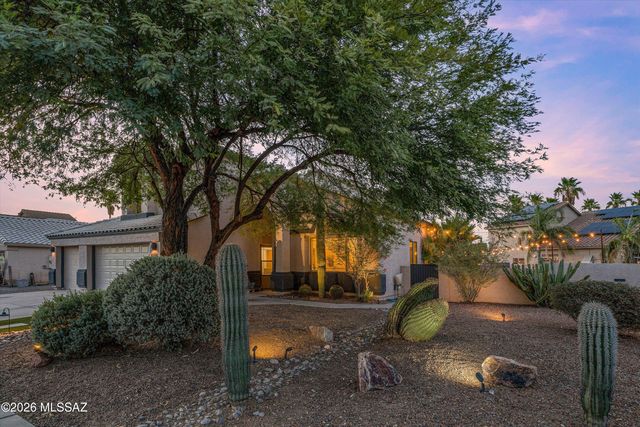 8784 N Wellside Drive, Tucson, AZ 85743