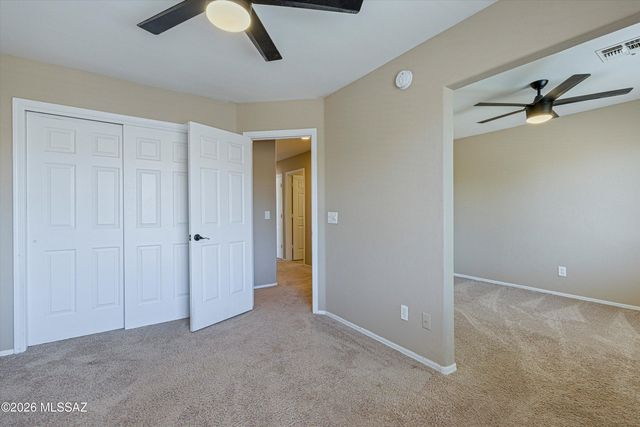 8784 N Wellside Drive, Tucson, AZ 85743