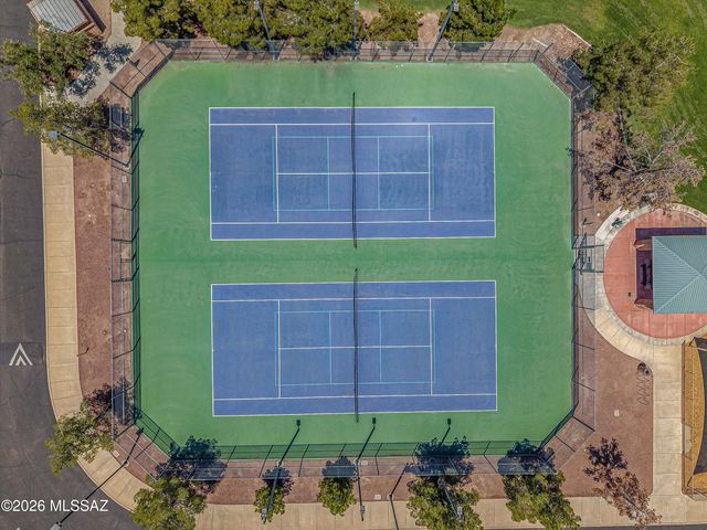 8784 N Wellside Drive, Tucson, AZ 85743