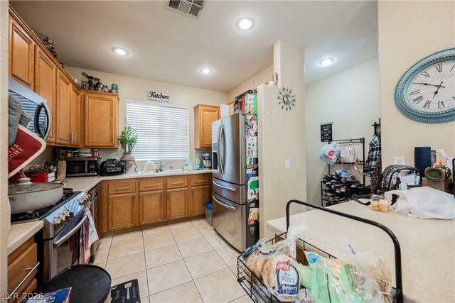 1541 Tillman Falls Avenue, Las Vegas, NV 89183