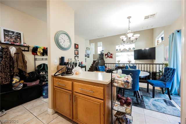 1541 Tillman Falls Avenue, Las Vegas, NV 89183