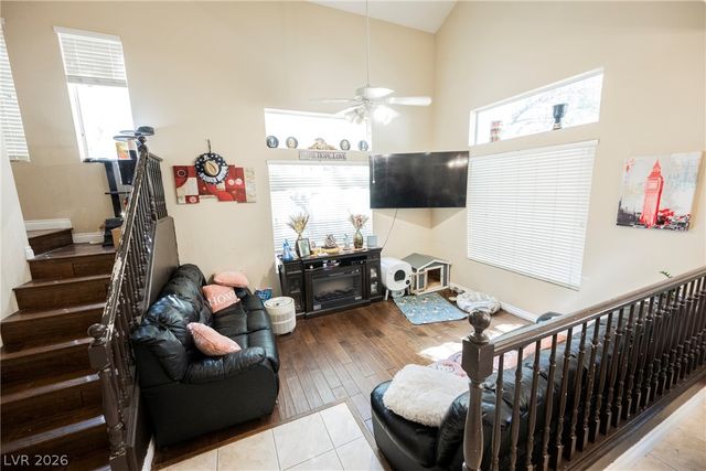 1541 Tillman Falls Avenue, Las Vegas, NV 89183