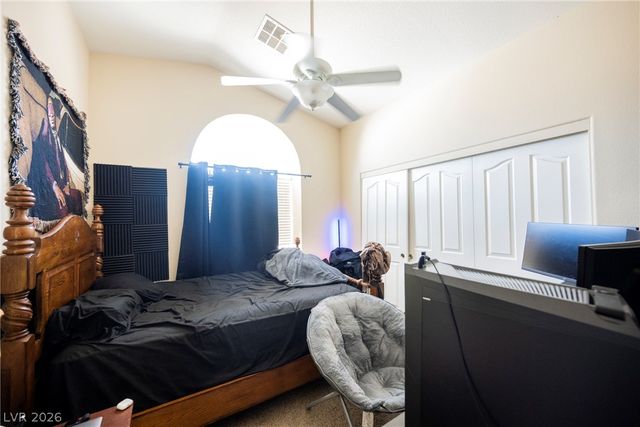 1541 Tillman Falls Avenue, Las Vegas, NV 89183