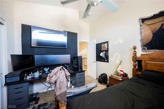 1541 Tillman Falls Avenue, Las Vegas, NV 89183