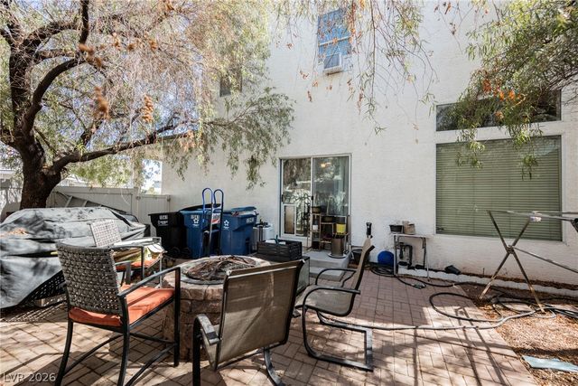 1541 Tillman Falls Avenue, Las Vegas, NV 89183