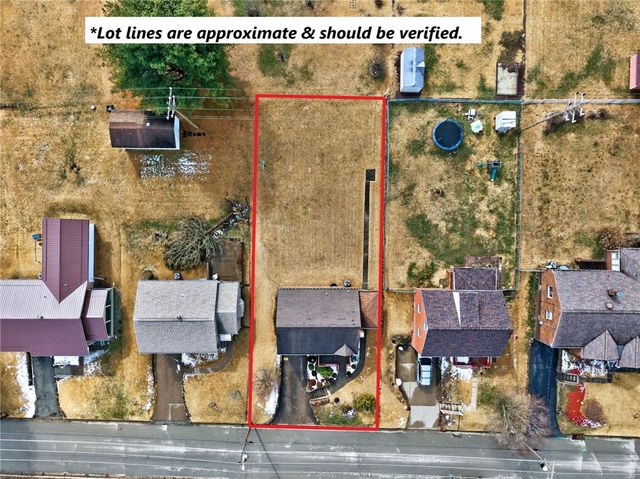 98 Pennsylvania Blvd., Monessen, PA 15062