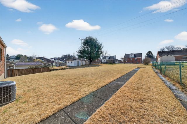 98 Pennsylvania Blvd., Monessen, PA 15062