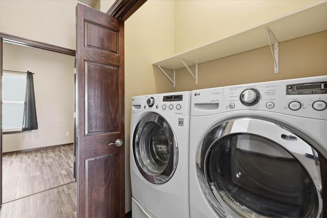 304 N VAN BUREN STREET, Green Bay, WI 54301