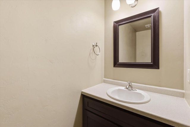 304 N VAN BUREN STREET, Green Bay, WI 54301