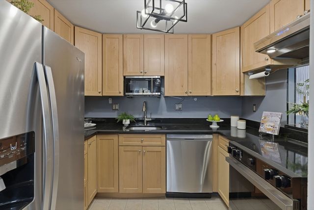 300 Park Terrace 354, Stoneham, MA 02180