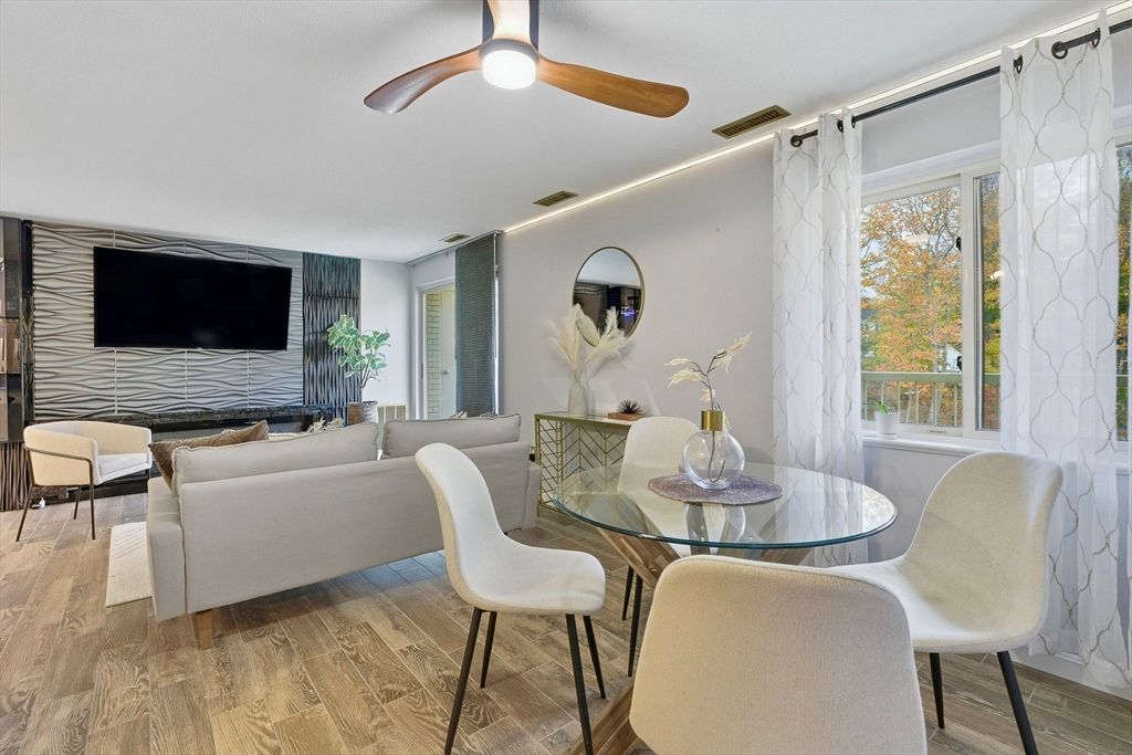 300 Park Terrace 354, Stoneham, MA 02180