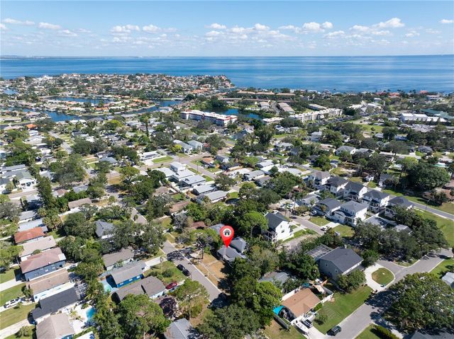 1730 MICHIGAN AVENUE NE, St Petersburg, FL 33703