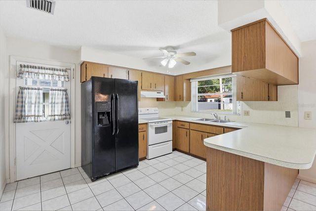 8463 W AQUADUCT STREET, Homosassa, FL 34448