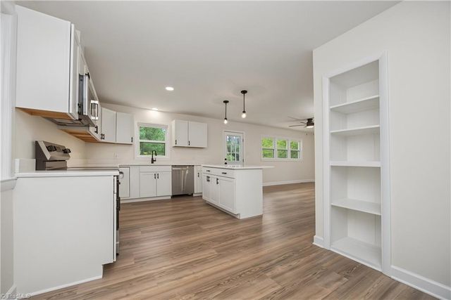 7962 Sylvan Road, Liberty, NC 27298