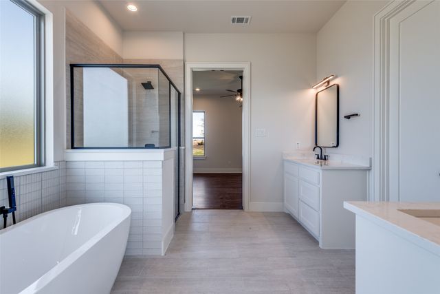 815 Evergreen Way, Nevada, TX 75173