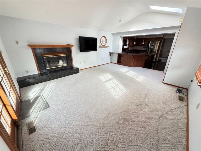 6078 Great Dane Dr, Bethel Park, PA 15102