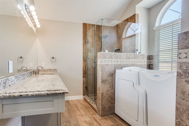 6801 La Costa Drive, Rowlett, TX 75088