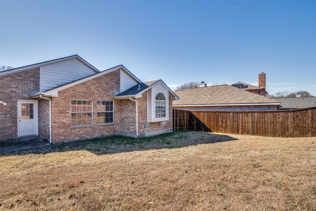 6801 La Costa Drive, Rowlett, TX 75088
