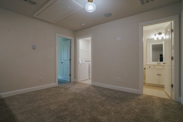 523 Stovall Ln, Columbia, TN 38401