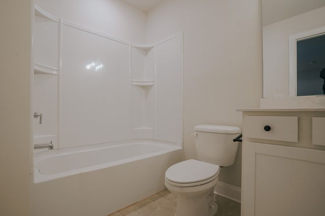523 Stovall Ln, Columbia, TN 38401