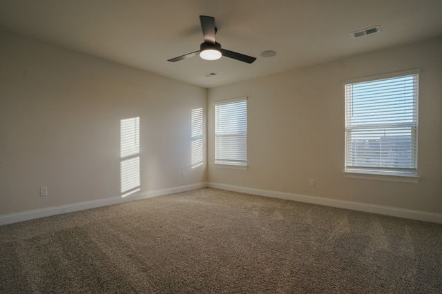 523 Stovall Ln, Columbia, TN 38401
