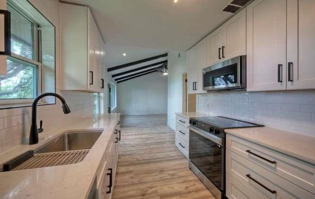8005 Northforest DR, Austin, TX 78759