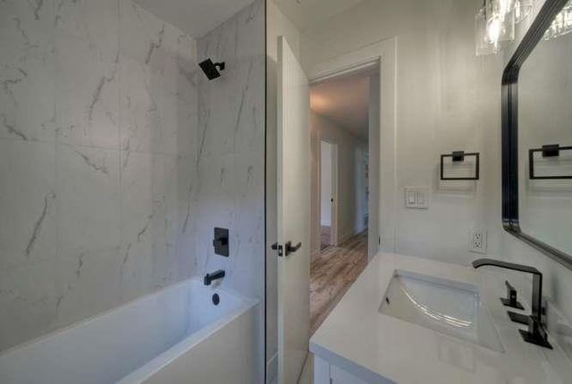 8005 Northforest DR, Austin, TX 78759