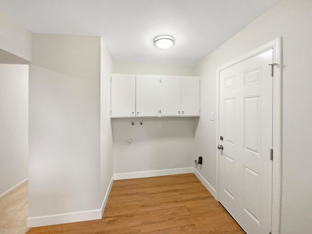 8255 Oahu Dr, Fair Oaks, CA 95628