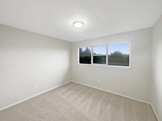 8255 Oahu Dr, Fair Oaks, CA 95628