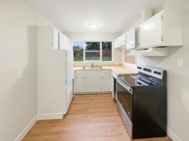 8255 Oahu Dr, Fair Oaks, CA 95628