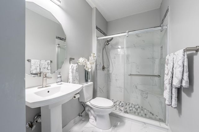 2285 Windjammer Way, West Palm Beach, FL 33411