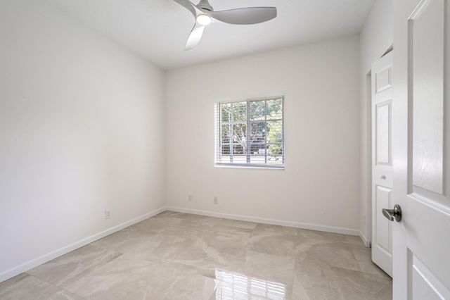 2285 Windjammer Way, West Palm Beach, FL 33411