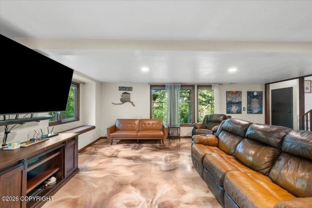 19246 Sullins Drive, Chugiak, AK 99567