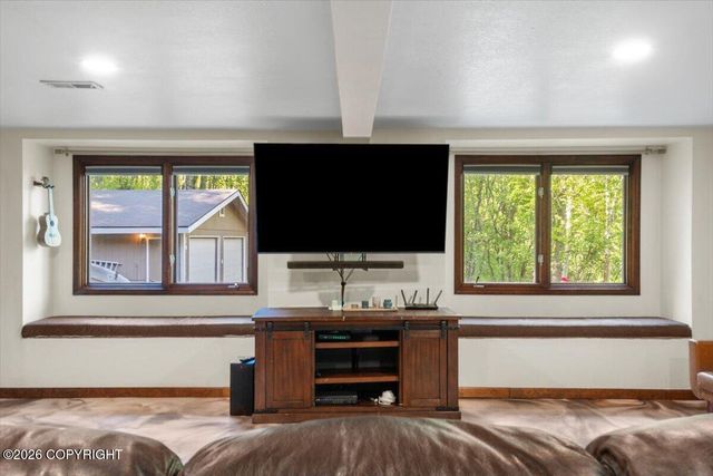 19246 Sullins Drive, Chugiak, AK 99567