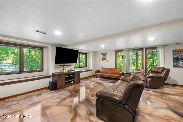 19246 Sullins Drive, Chugiak, AK 99567