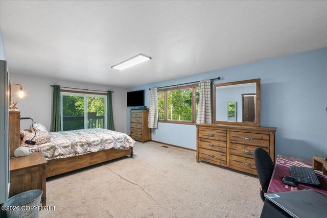 19246 Sullins Drive, Chugiak, AK 99567