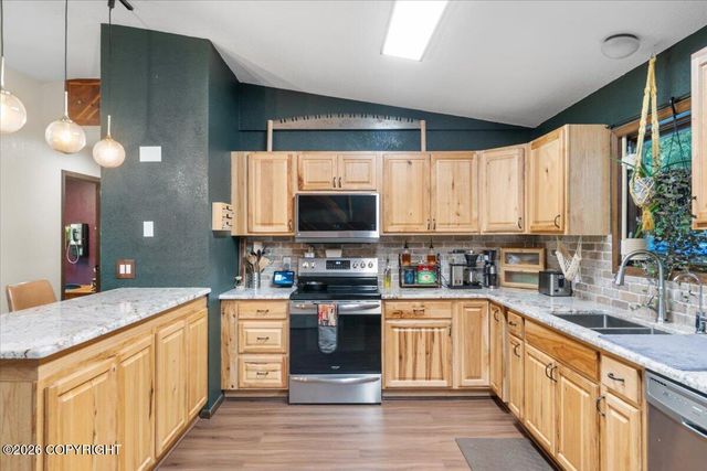 19246 Sullins Drive, Chugiak, AK 99567