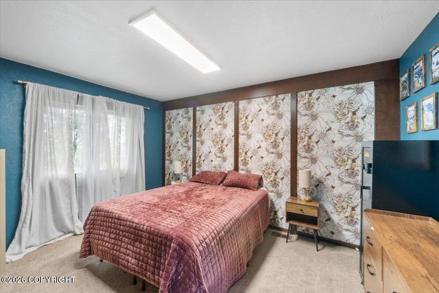 19246 Sullins Drive, Chugiak, AK 99567