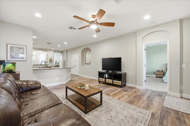 9202 SOUTHERN CHARM CIRCLE, Brooksville, FL 34613