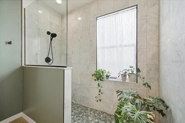 9202 SOUTHERN CHARM CIRCLE, Brooksville, FL 34613