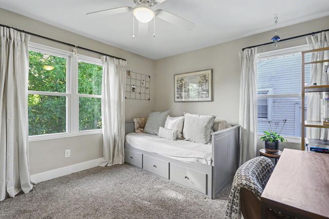 1084 S Champion Avenue, Columbus, OH 43206