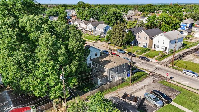 1084 S Champion Avenue, Columbus, OH 43206