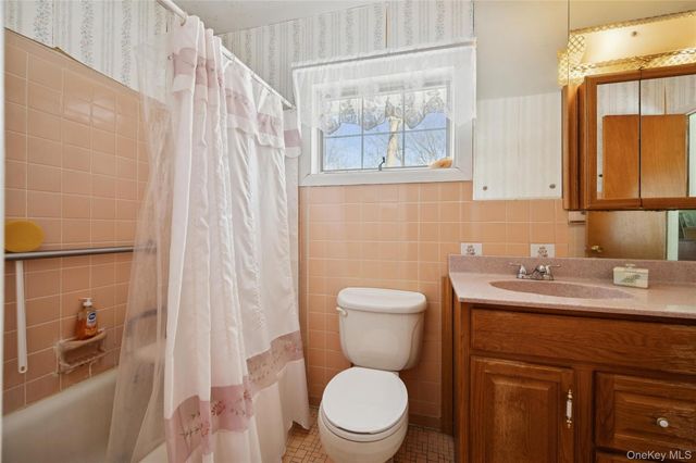 37 Ashland Drive, Kings Park, NY 11754